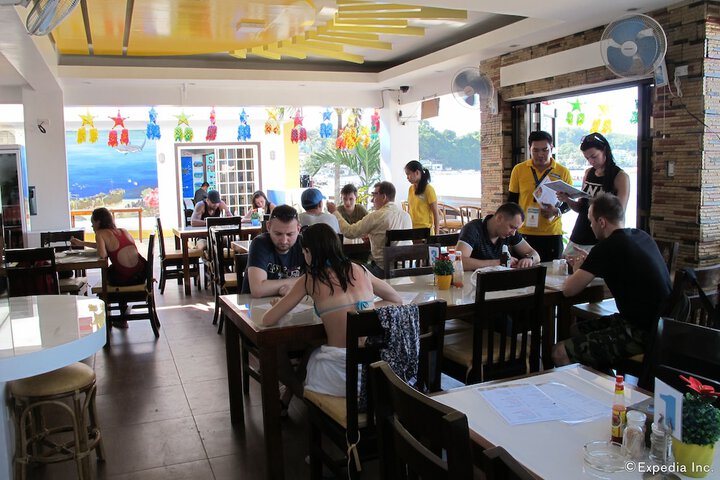 Dining 49 of 65