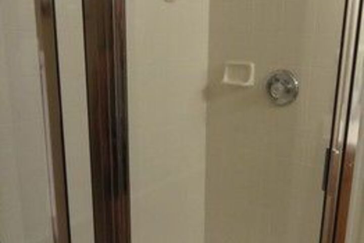 Room 7 of 43