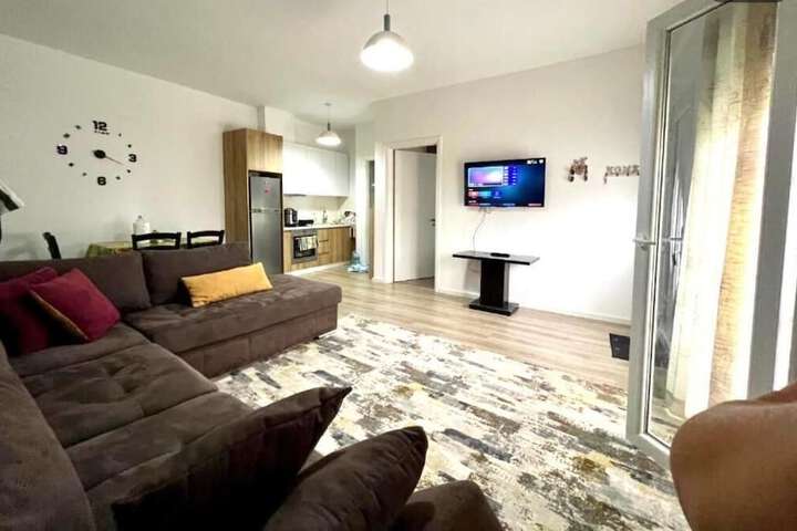 Room 13 of 23