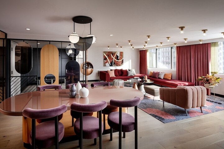 Room 12 of 54