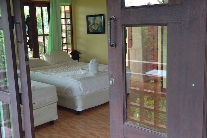 Room 16 of 54