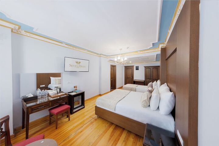 Room 40 of 87