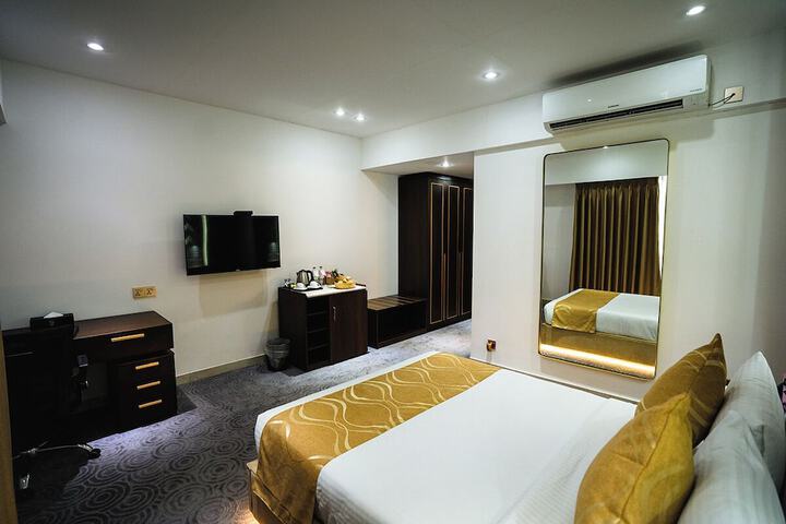 Room 12 of 55