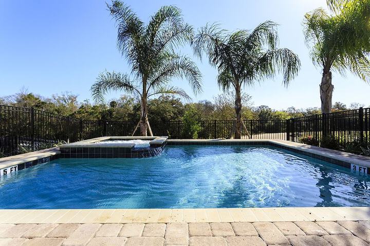 Pool 16 of 27