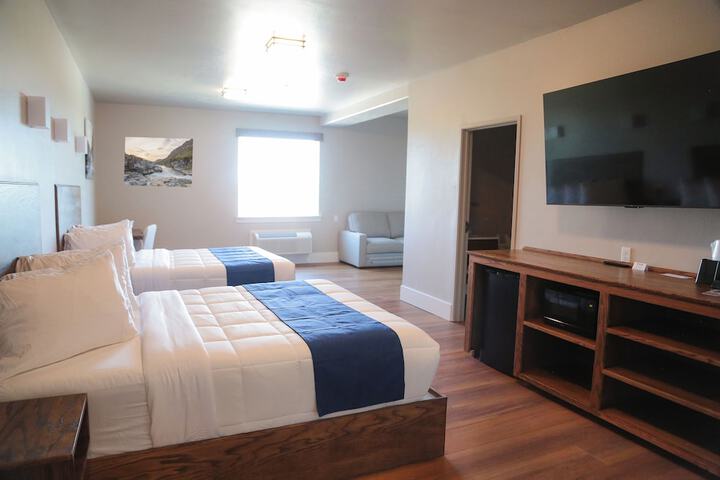 Room 5 of 14