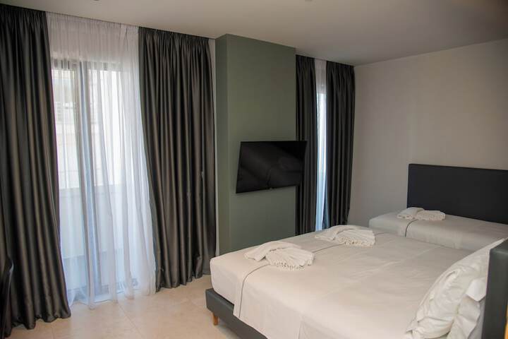 Room 51 of 207