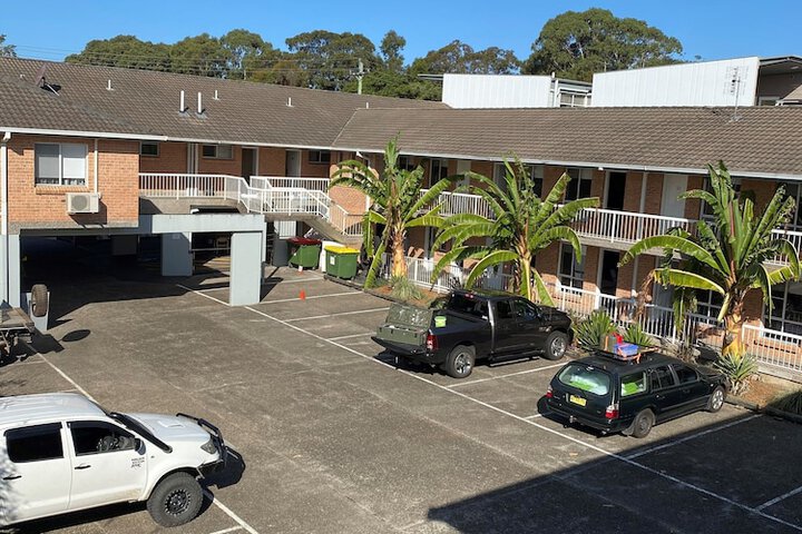 Hotel Exterior 126 of 132