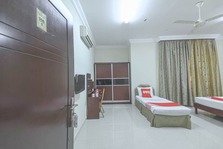 Room 12 of 73
