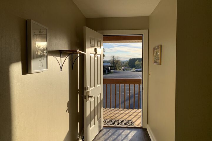 Signature Suite 2 Bedrooms Balcony Mountain View (25 of 26)