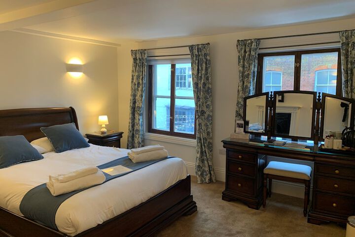 Room 85 of 140