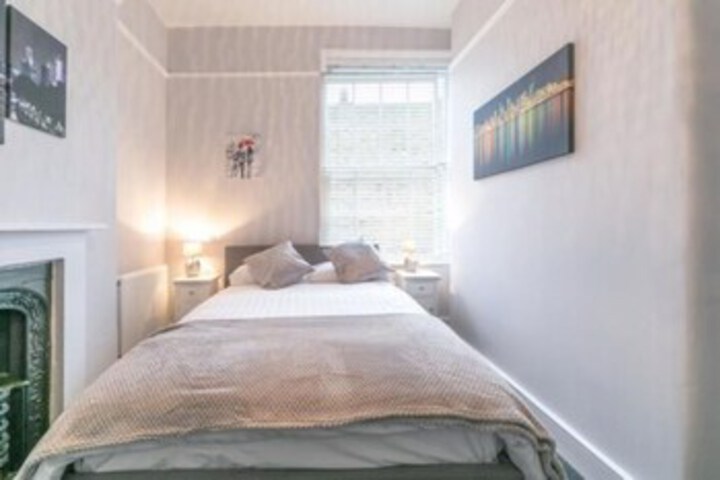 Room 18 of 24