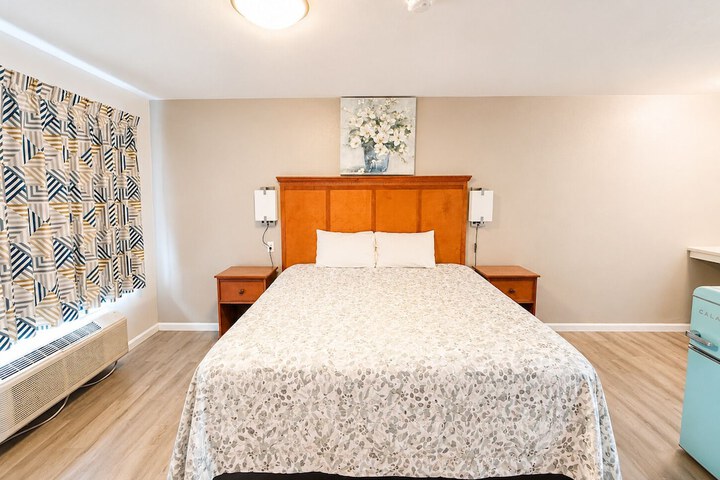 Room 22 of 65