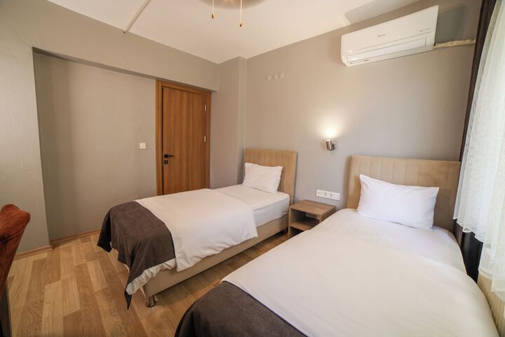 Room 63 of 125