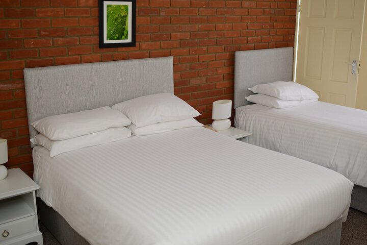 Room 3 of 19