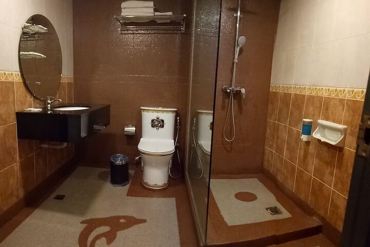 Room 34 of 36