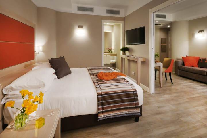 Room 34 of 81