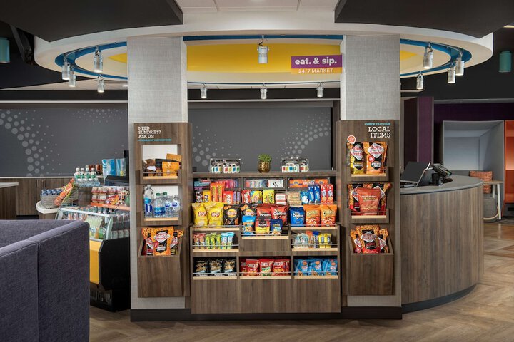 Snack bar