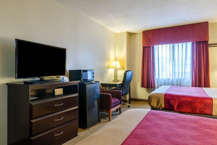 Room 19 of 36