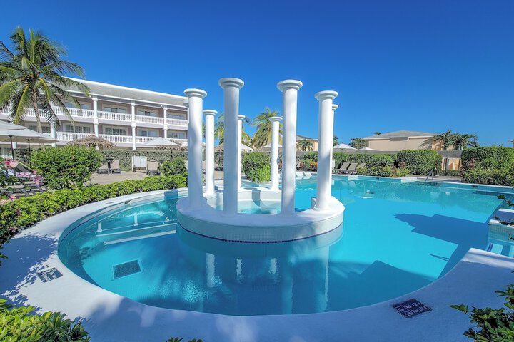 Pool 34 of 152