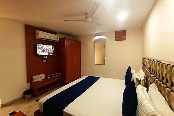 Hotel Ganga Azure