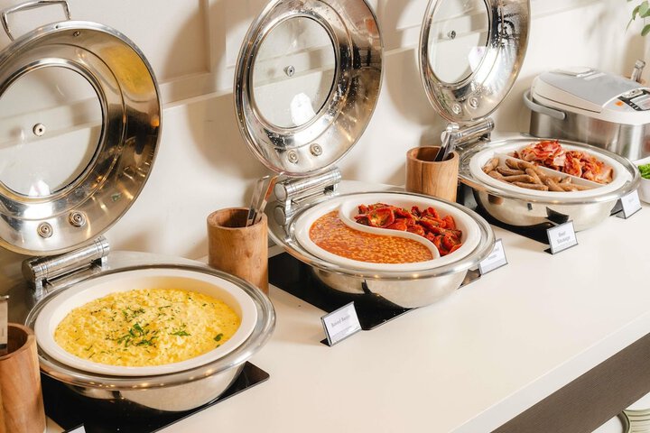 Breakfast/Coffee Service 39 of 104