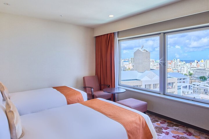 Room 30 of 145