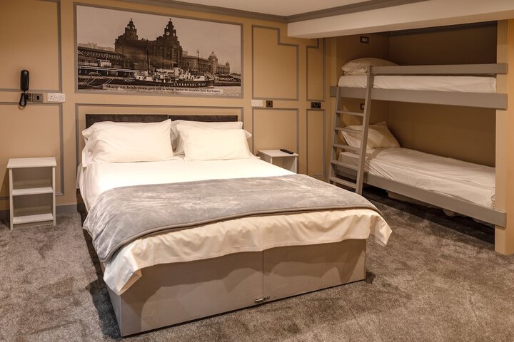Room 13 of 54