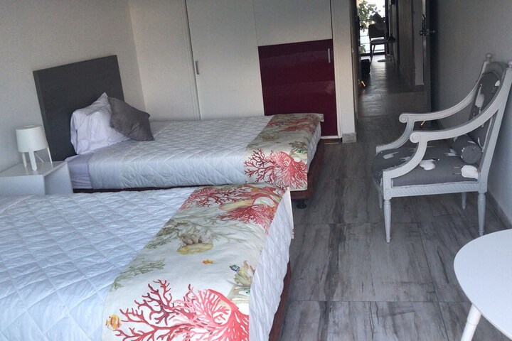 Room 3 of 17