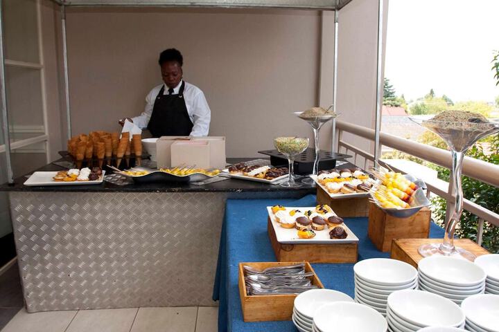 Dining 57 of 77