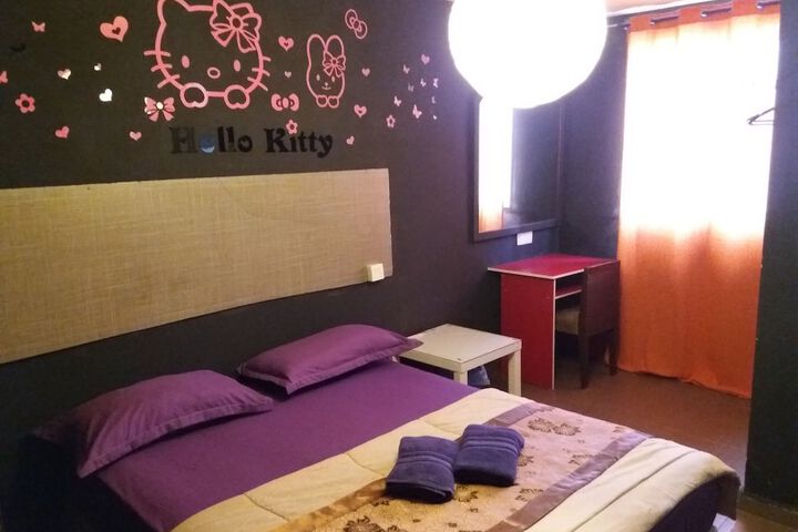 Room 14 of 37
