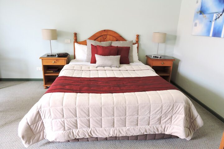 Room 6 of 30