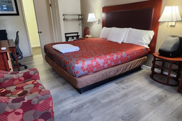 Room 3 of 15
