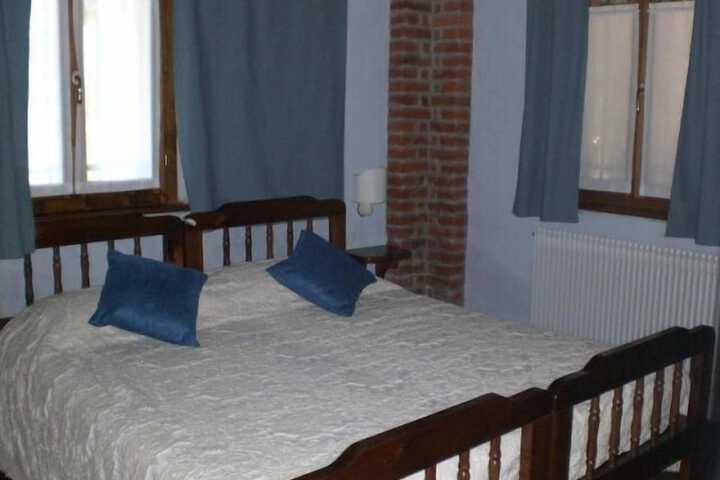 Room 9 of 24