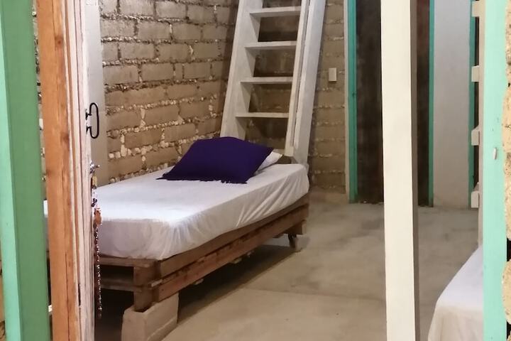 Room 17 of 50