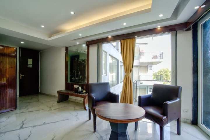 Room 43 of 66