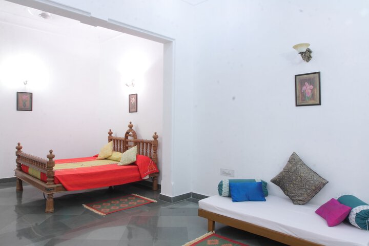 Room 7 of 20