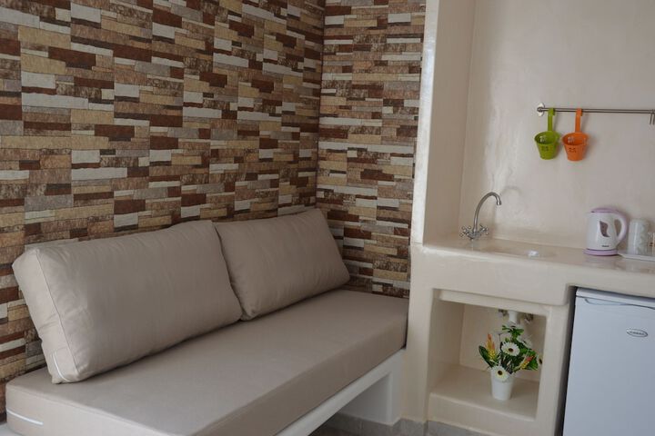 Room 15 of 63