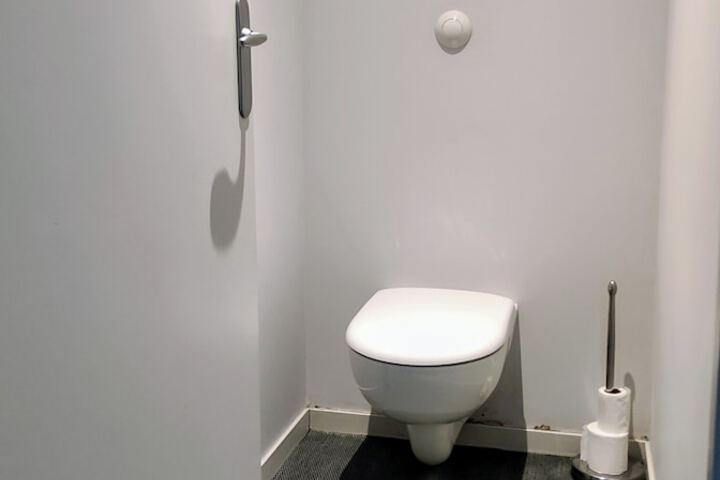 Room 18 of 22