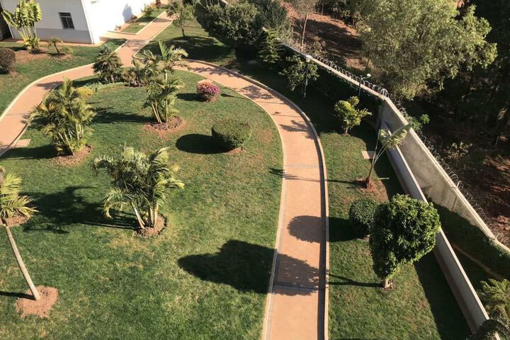 Property Grounds 52 of 60