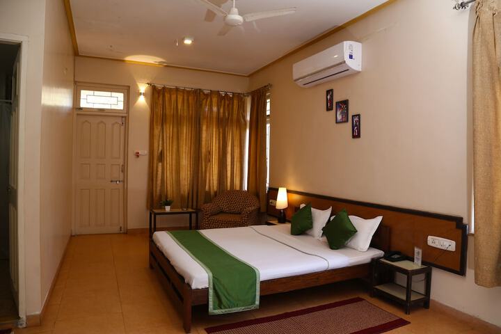 Room 5 of 41