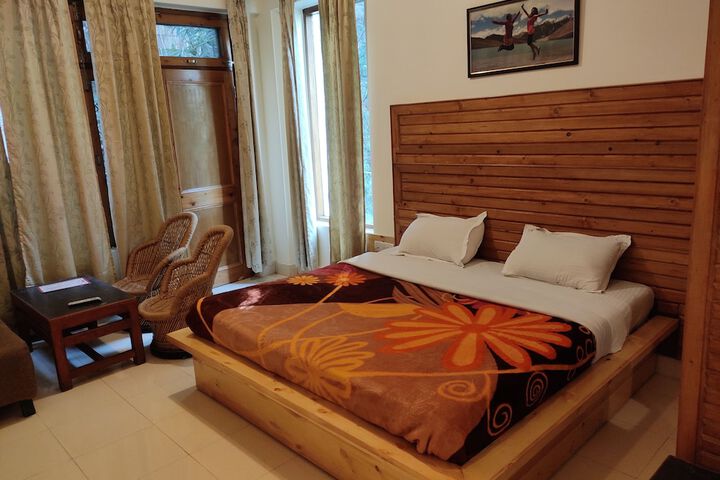 Room 8 of 46