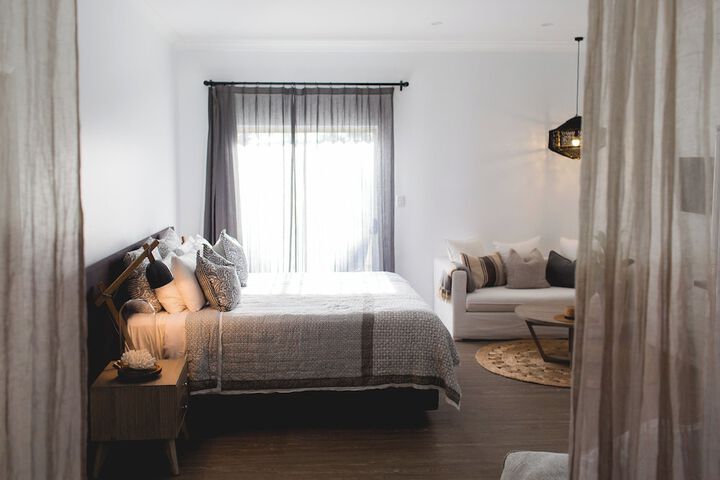 Room 8 of 73