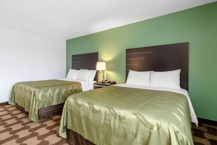 Room 21 of 47