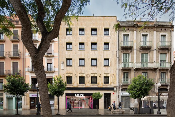 Apartaments Rambla 68