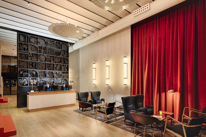 Hotel Interior 6 of 93