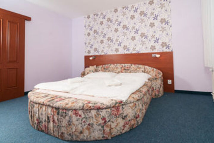 Room 25 of 57