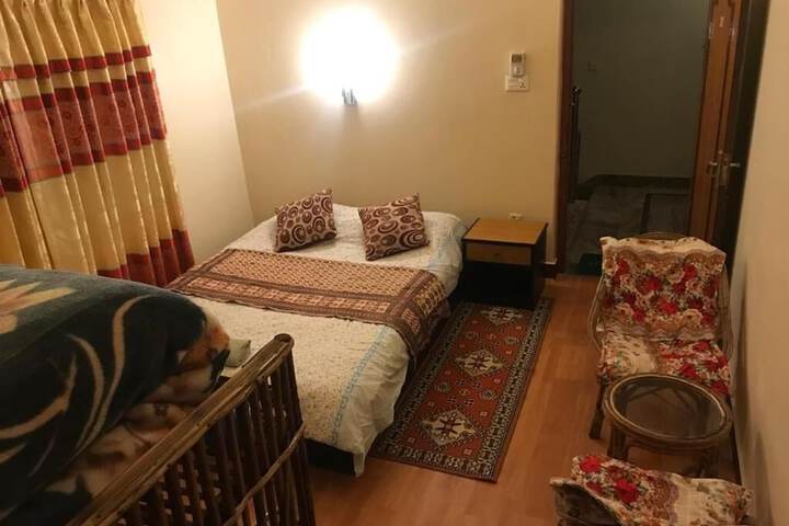 Room 6 of 19