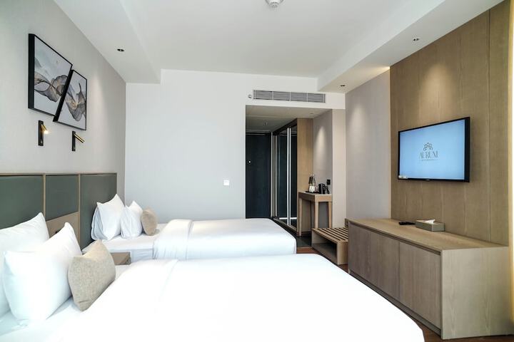 Room 17 of 70