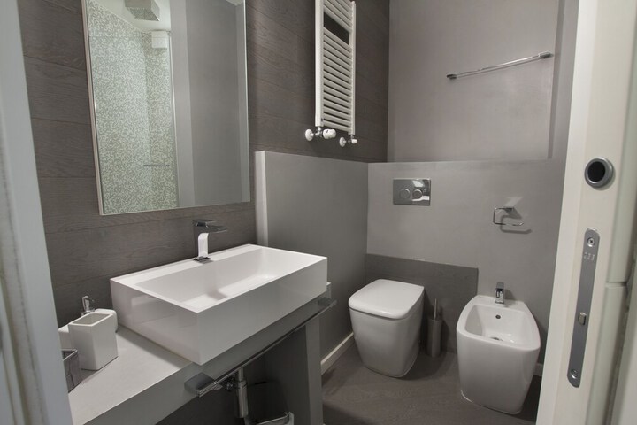 Room 15 of 30