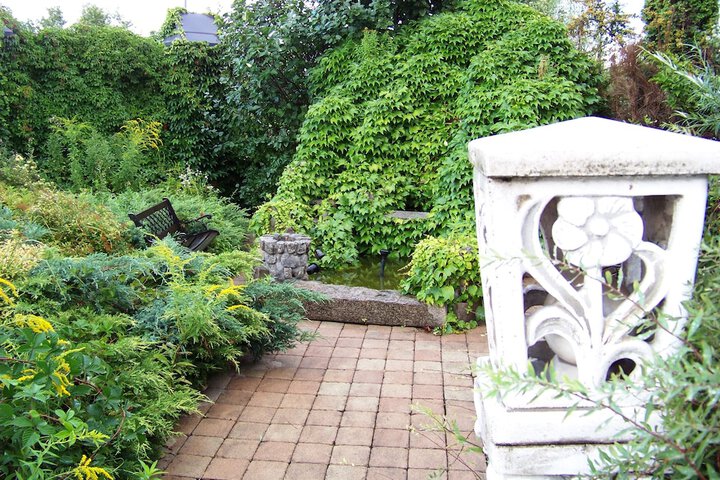 Property Grounds 43 of 52